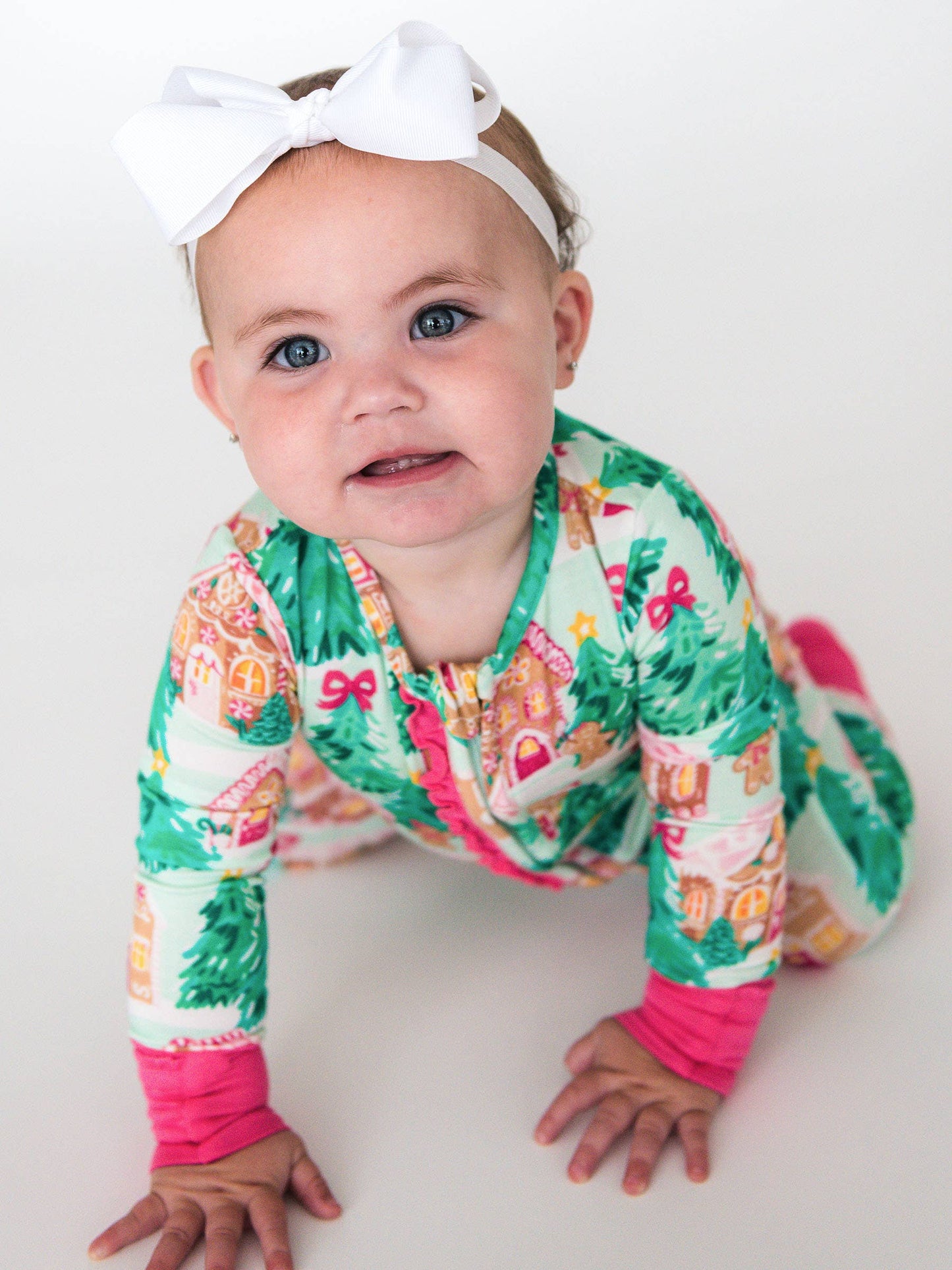 SoftSnooze™ Baby Girls Bamboo Viscose Pink Jolly Gingerbread Convertible Ruffle One Piece Footie Pajama: Green
