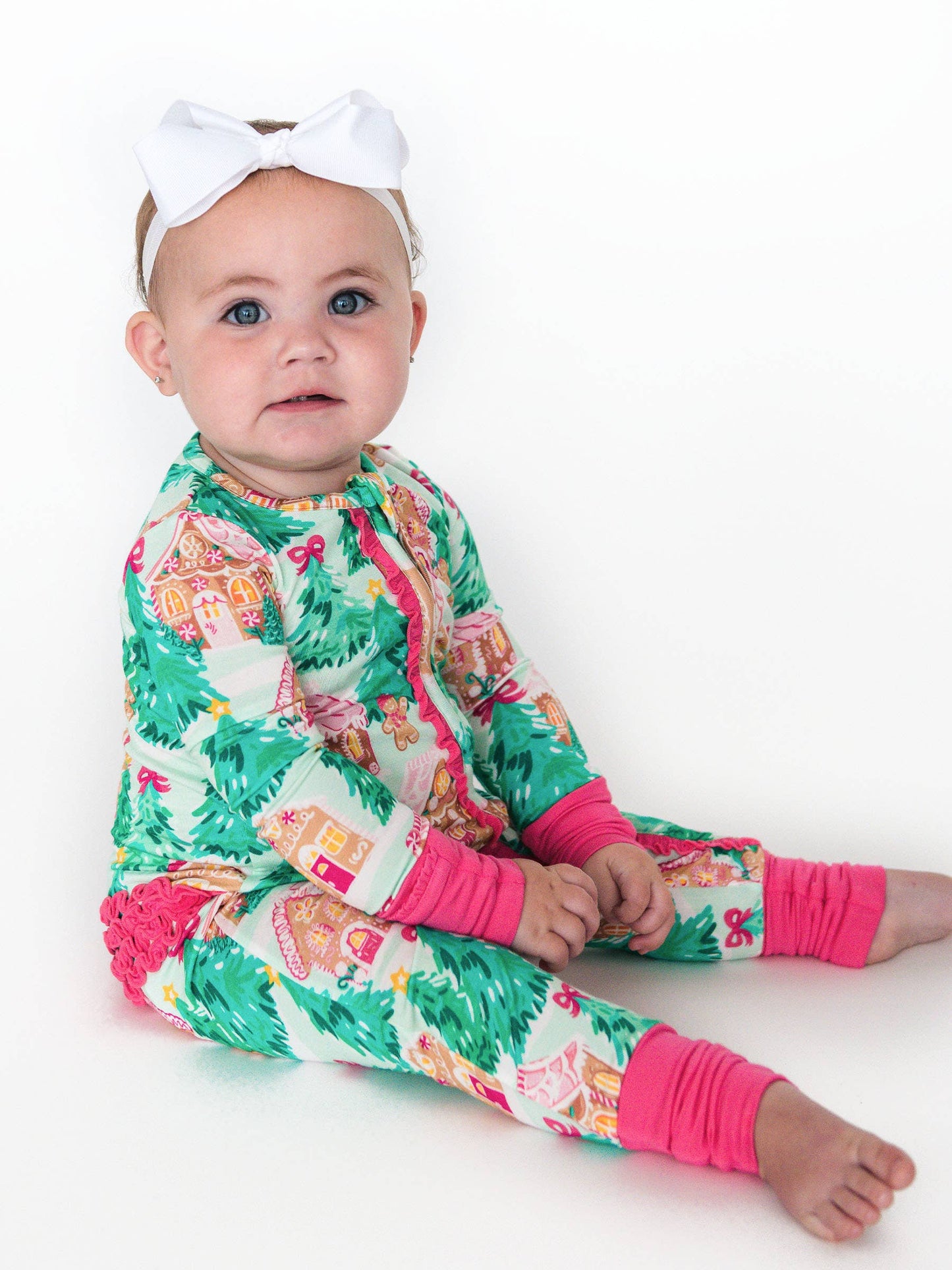 SoftSnooze™ Baby Girls Bamboo Viscose Pink Jolly Gingerbread Convertible Ruffle One Piece Footie Pajama: Green