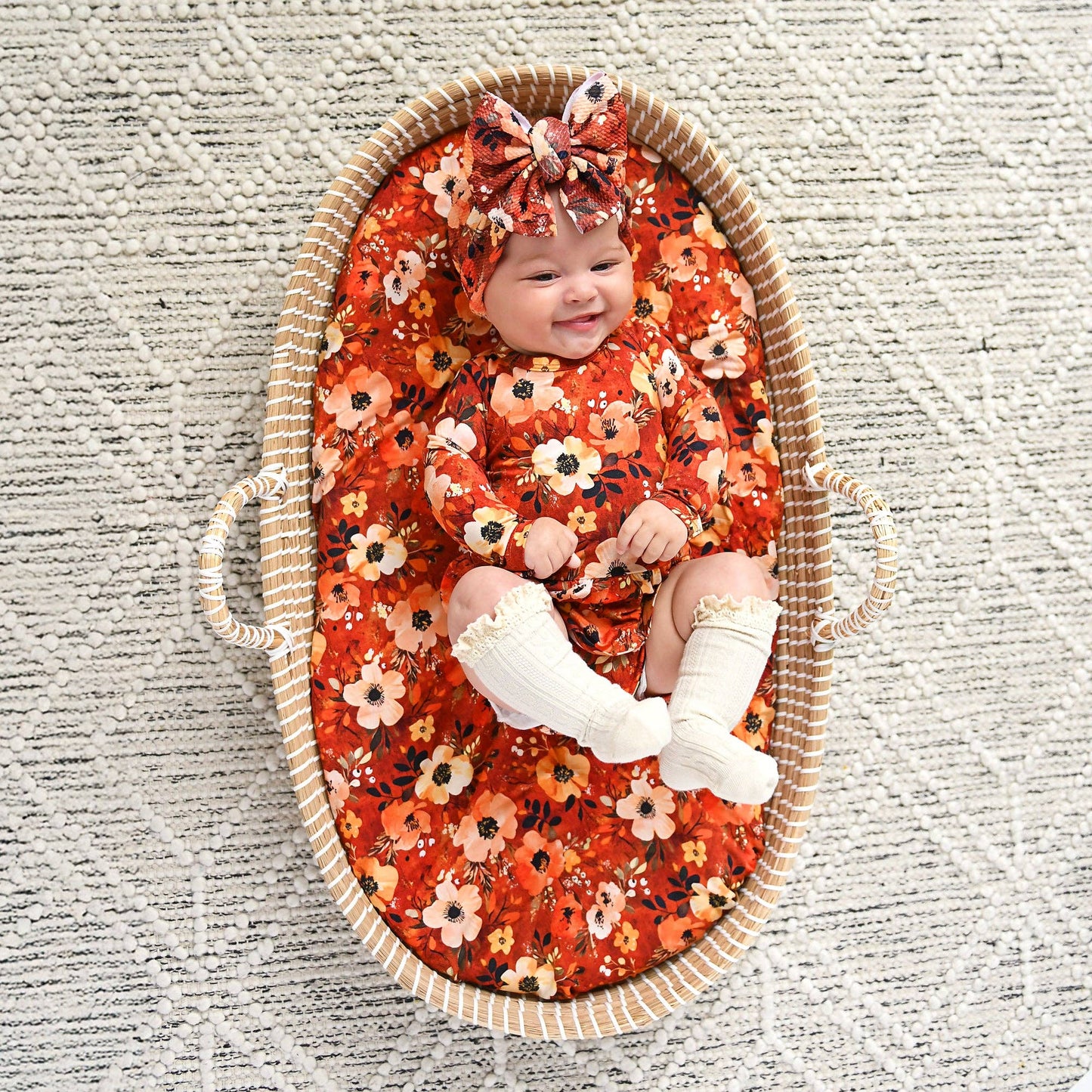 Cream LACE SOCKS: 1.5yr-3yr (shoe size 6-9)